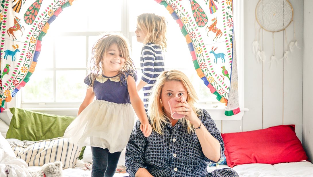 "Σιωπηλή παραίτηση": Όταν οι μαμάδες αποφασίζουν να μην τα κάνουν όλα τέλεια