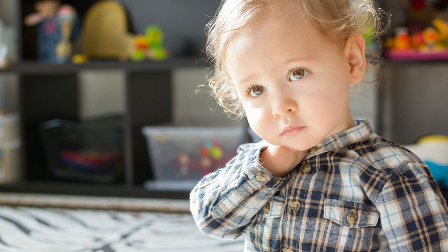 Οι ατελείωτες ερωτήσεις των παιδιών: Τι σημαίνουν και πώς να απαντάς