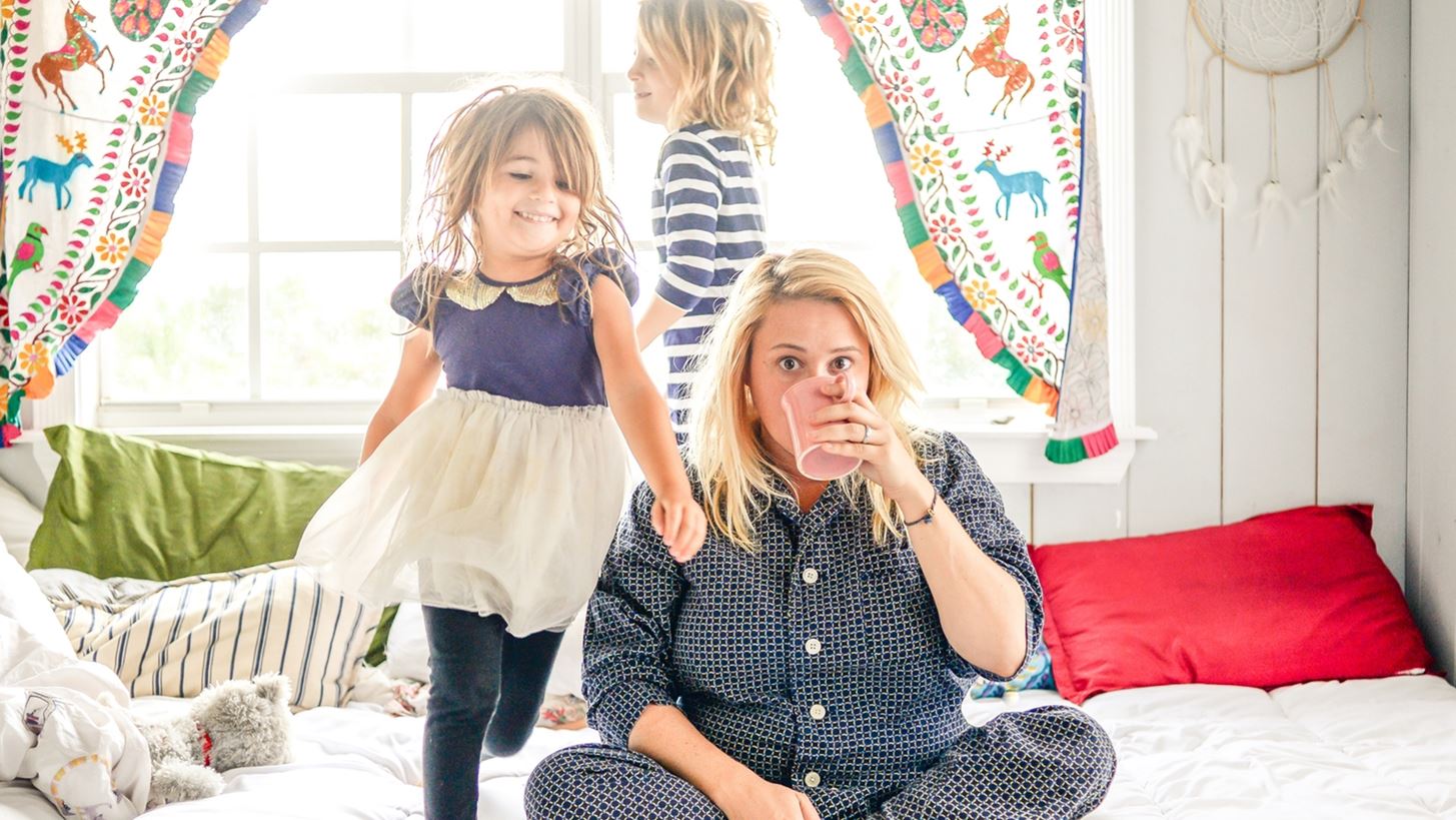 "Σιωπηλή παραίτηση": Όταν οι μαμάδες αποφασίζουν να μην τα κάνουν όλα τέλεια