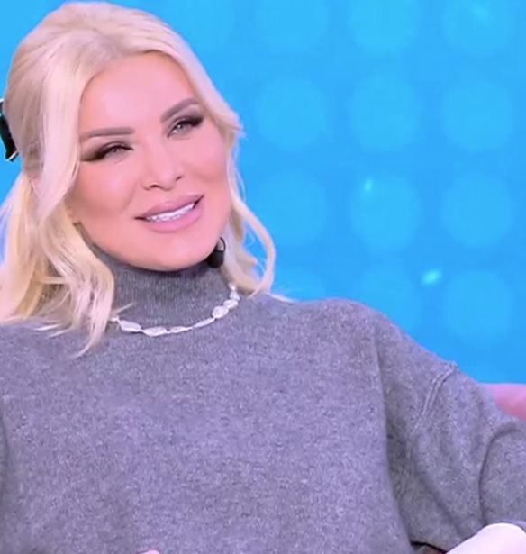 Η Κατερίνα Καινούργιου αποκάλυψε τα κολακευτικά σχόλια που δέχεται από τον σύζυγό της ως έγκυος