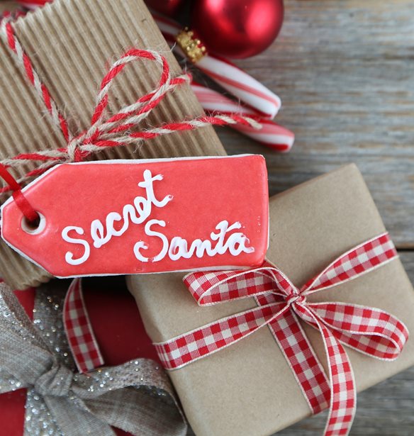 Secret Santa: Μοναδικές ιδέες δώρων για να εντυπωσιάσεις