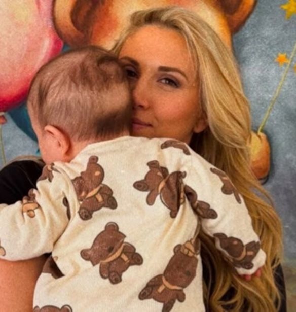 Φωτεινή Πετρογιάννη: Η κίνηση του ενός έτους γιου της, που την έκανε να "λυγίσει"