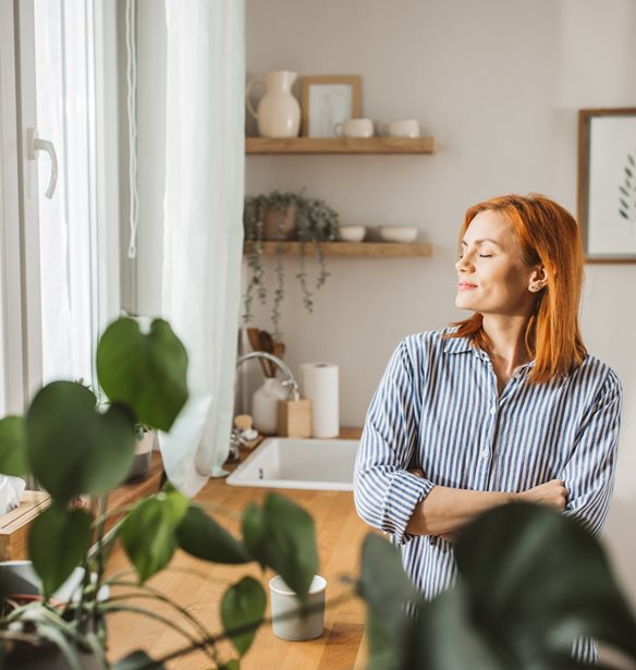 Πόσο συχνά πρέπει να καθαρίζουμε κάδρα, τοίχους, ψυγείο;