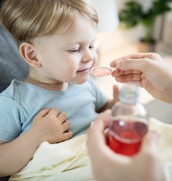 Παρακεταμόλη ή ιβουπροφαΐνη; Ποιο ανακουφίζει πιο γρήγορα από πυρετό και πόνο