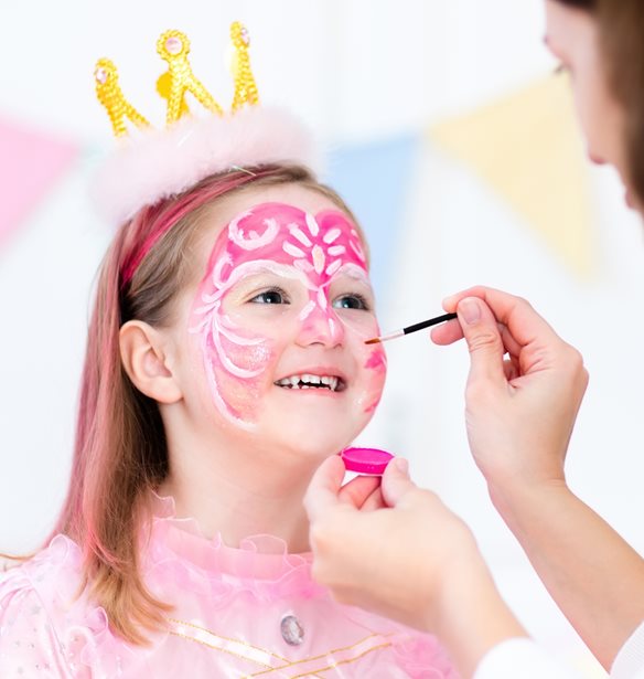 Από Wednesday μέχρι K-pop σταρ: Ιδέες για παιδικές, αποκριάτικες στολές ανά ζώδιο