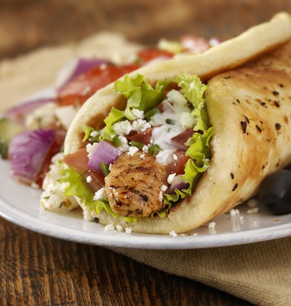 Σπιτικό σουβλάκι -  Με μπιφτέκι και πίτα που θα φτιάξεις πολύ εύκολα