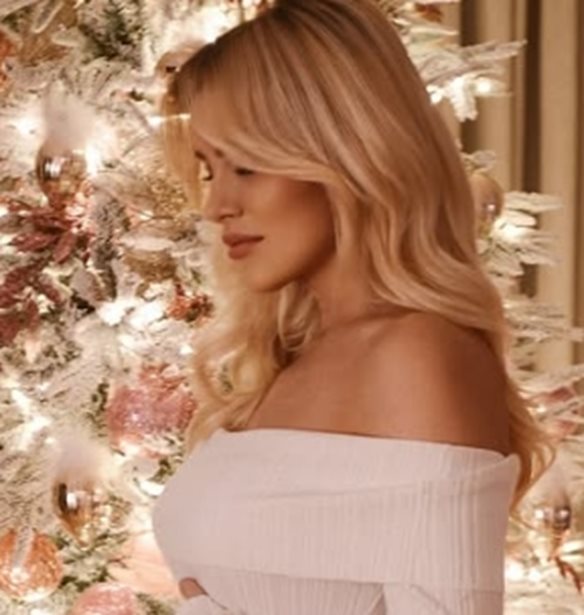 Η Κατερίνα Καινούργιου ανακοίνωσε την εγκυμοσύνη της με τις πιο τρυφερές φωτογραφίες