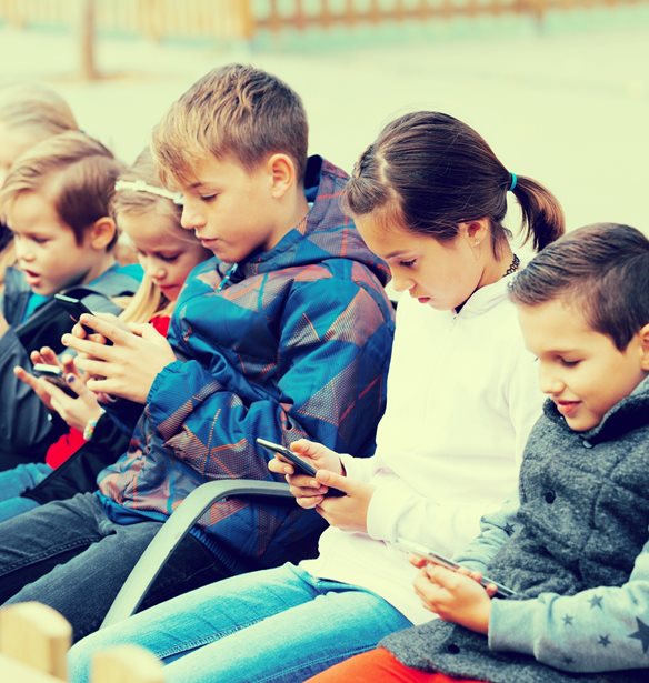 Τα social media συνδέονται με αύξηση συμπτωμάτων ΔΕΠΥ: Τι αποκαλύπτει νέα έρευνα