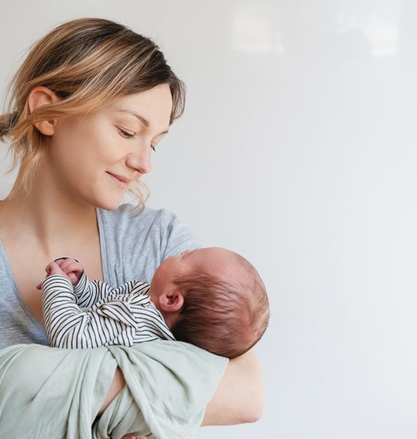 Συνεχίζουμε να θηλάζουμε όταν έχουμε μαστίτιδα;