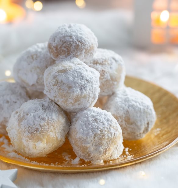 Κουραμπιέδες με φιστίκι Αιγίνης: Η πιο γευστική εκδοχή του χριστουγεννιάτικου γλυκού