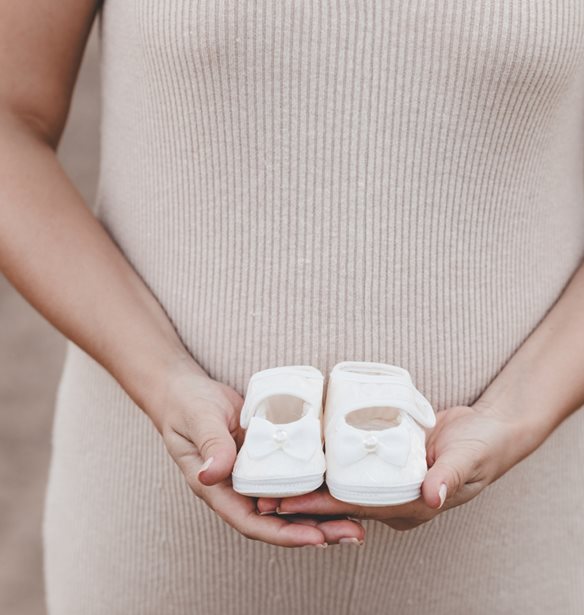 Ποια είναι τα συμπτώματα της εγκυμοσύνης πριν την καθυστέρηση της περιόδου;