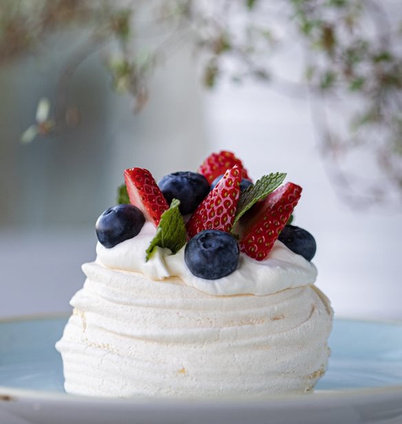 Ατομικές πάβλοβες με φρούτα δάσους- Πώς να τις πετύχεις από την πρώτη φορά