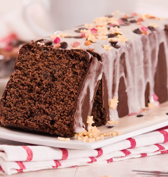 Δεν έχεις χρόνο αλλά θέλεις γλυκό; Φτιάξε ένα σοκολατένιο κέικ με 3 υλικά