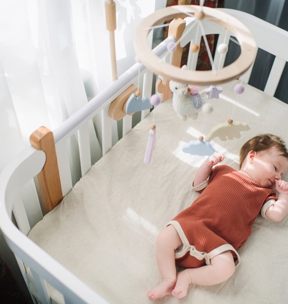 Baby naps: Γιατί δεν πρέπει να τα σταματήσεις (ακόμα)