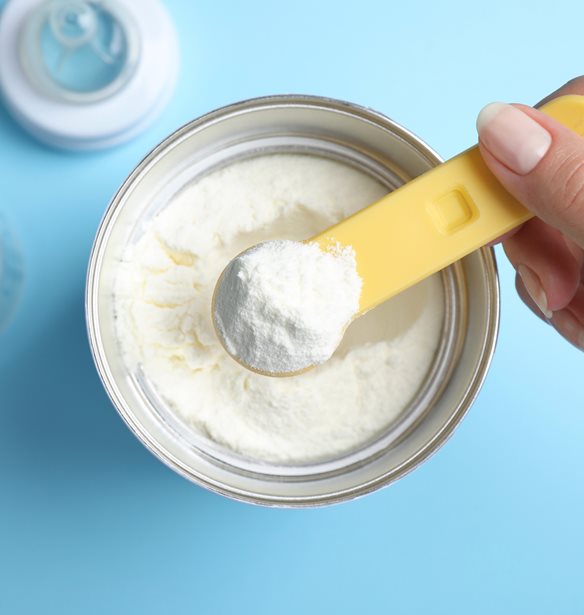 Cronobacter: Το επικίνδυνο μικρόβιο που βρέθηκε σε δημοφιλές βρεφικό γάλα - Ανακλήθηκε και στην Ελλάδα