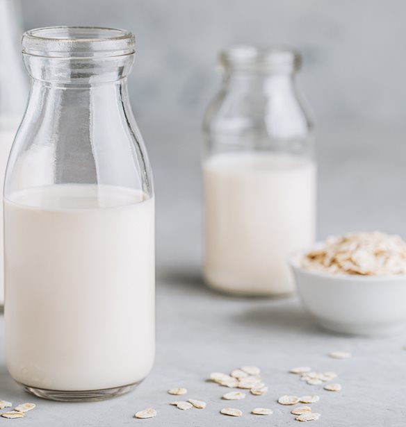 Πλήρες γάλα vs χαμηλών λιπαρών: Τι πρέπει να γνωρίζεις για την ανάπτυξη των παιδιών