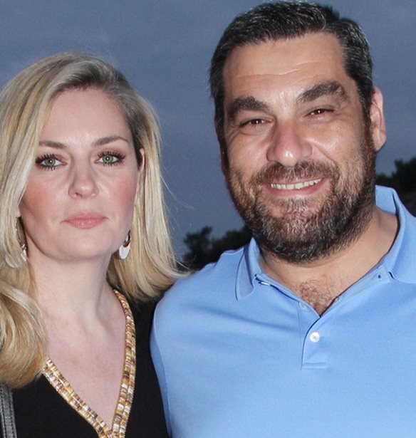 Ελισάβετ Μουτάφη & Μάνος Νιφλής βαφτίζουν τον γιο τους - "Θα γίνει εναλλακτικά"