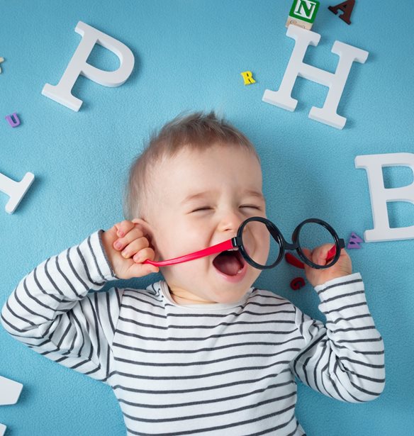 "Μαμά!" -Πότε θα το ακούσεις και τι δείχνει για την ανάπτυξη του παιδιού σου