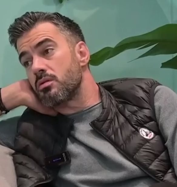 Γιάννης Τσιμιτσέλης: "Εμπιστεύομαι απόλυτα τη Βάσω στο μεγάλωμα της μικρής"