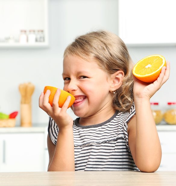 Ποια είναι η καλύτερη ώρα της ημέρας για να φάνε τα παιδιά πορτοκάλι;
