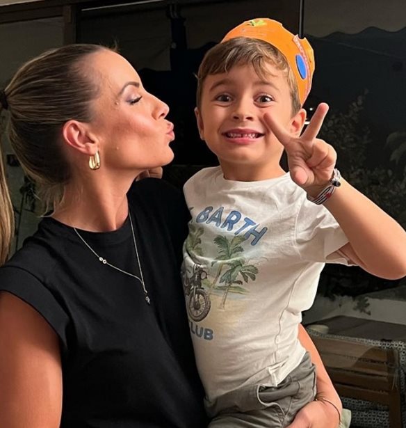 Book Club: Το αγαπημένο βιβλίο του γιου της Μαρίας-Λουίζας Βούρου καλλιεργεί στα παιδιά αυτοπεποίθηση να διαβάζουν μόνα τους