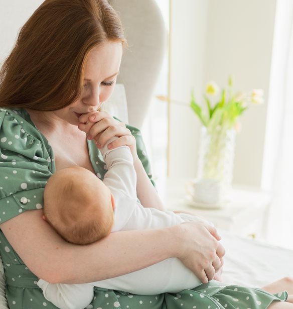 Έμεινα έγκυος ενώ θηλάζω – Η σύμβουλος θηλασμού Ιωάννα - Μελένια απαντά σε όλες τις απορίες