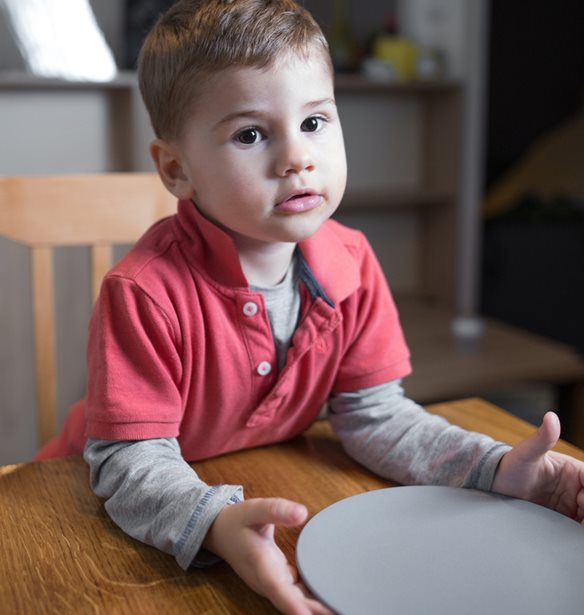 Το παιδί πεινάει κάθε 20 λεπτά; Γιατί συμβαίνει και τι σημαίνει