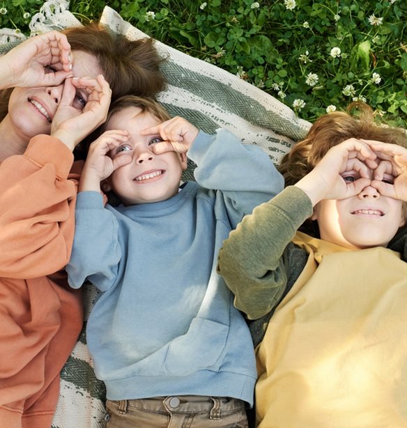 Πώς σε βλέπουν τα παιδιά σου, ανάλογα με την ηλικία τους