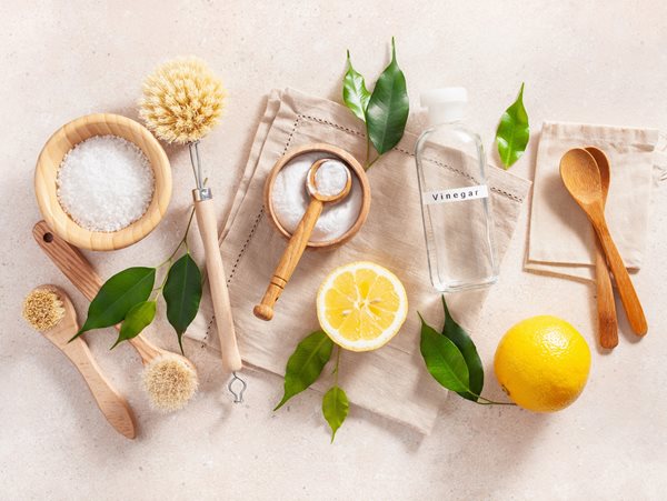 Σαν καινούριος! Καθάρισε τον φούρνο σου με μισό λεμόνι