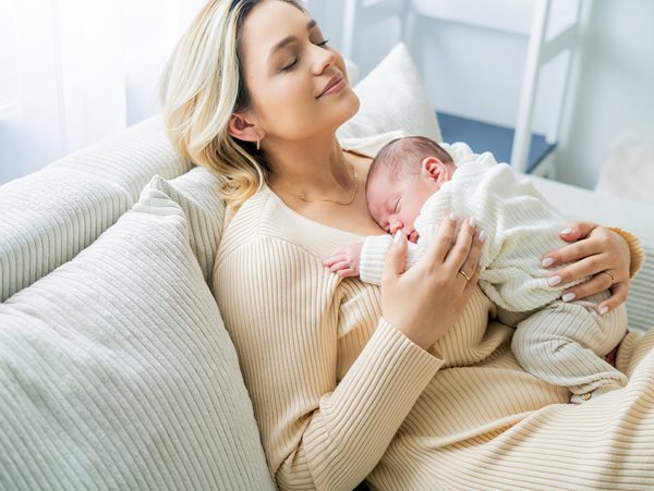 Μετά τον τοκετό: Πρακτικές συνήθειες για λιγότερο άγχος