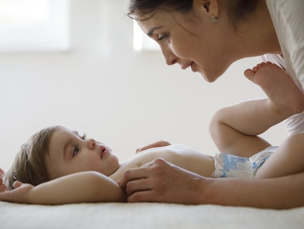 Πώς διδάσκουμε την ασφάλεια, τη συναίνεση και τα όρια στα πολύ μικρά παιδιά;