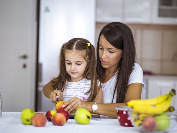 6 "μαμαδίστικα" μαγειρικά κόλπα που σου γλιτώνουν χρόνο