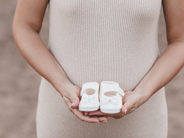 Ποια είναι τα συμπτώματα της εγκυμοσύνης πριν την καθυστέρηση της περιόδου;