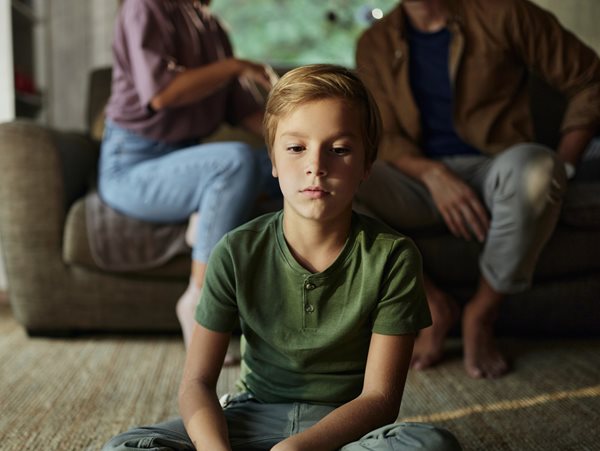 "Μαμά, είμαι χαζός": Η απάντηση που πρέπει να δίνουμε οι γονείς, όταν τα παιδιά πιστεύουν ότι δεν θα τα καταφέρουν