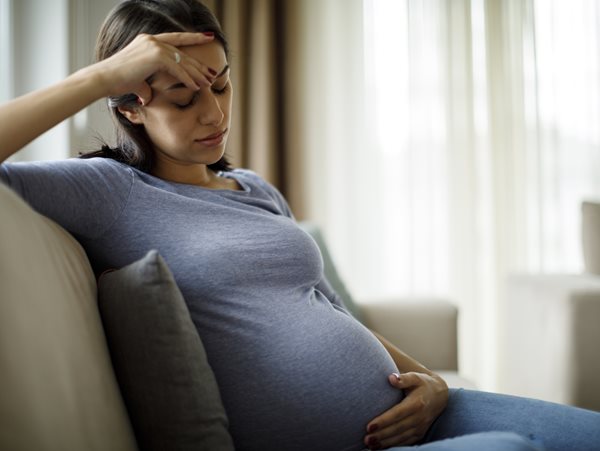 Η επιστήμη δίνει τέλος στη φημολογία: Η παρακεταμόλη στην εγκυμοσύνη δεν συνδέεται με αυτισμό στα παιδιά