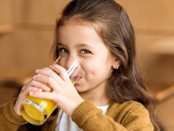 Πόσο χυμό φρούτων επιτρέπεται να πίνουμε την ημέρα;