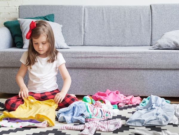 Decluttering πριν τα Χριστούγεννα: Κάνε χώρο για τα νέα δώρα