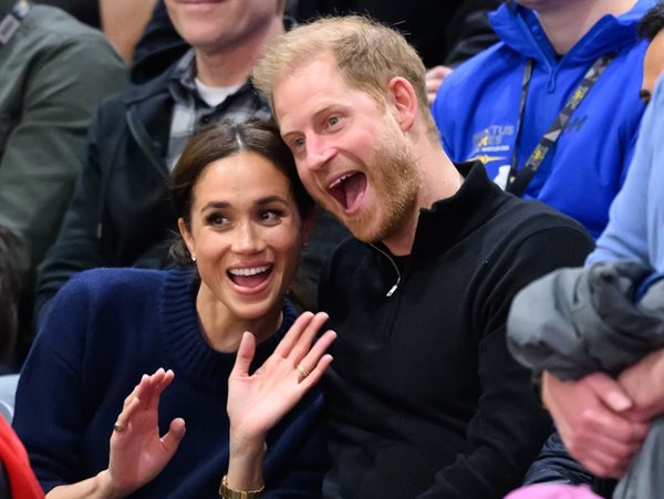 O κοκκινομάλλης Archie και η κούκλα Lilibet διαλέγουν κολοκύθες: Το σπάνιο βίντεο που μοιράστηκε η Meghan Markle