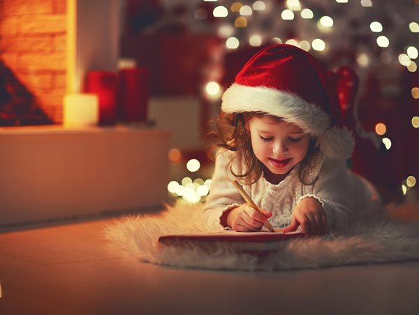 Πότε είναι η σωστή στιγμή να πούμε στα παιδιά την αλήθεια για τον Άγιο Βασίλη;