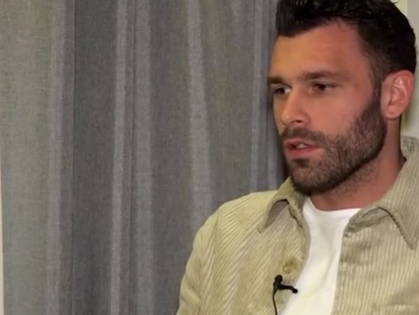 Στάθης Σχίζας: "Γι' αυτό δεν βρίσκω σύντροφο. Ψάχνω την μητέρα μου"