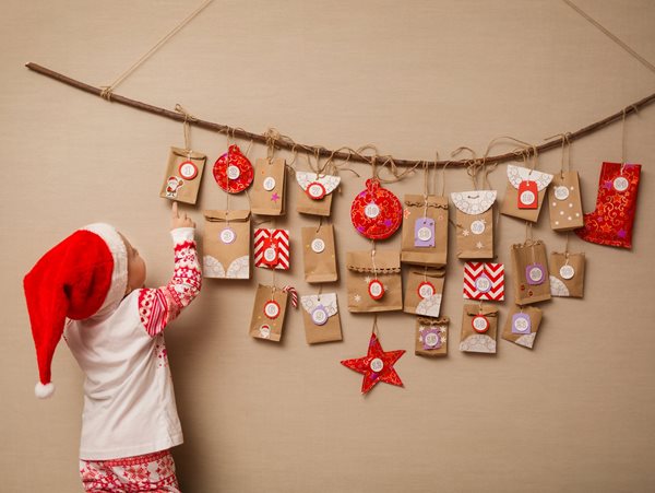 Τα παιδιά θέλουν να φτιάξουν χειροποίητα χριστουγεννιάτικα δώρα; Tips και ιδέες για κατασκευές