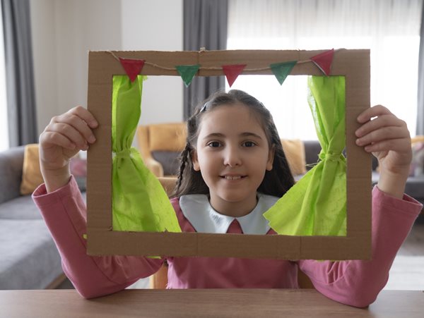 Πώς μιλάμε με τα παιδιά μετά από μια θεατρική παράσταση;