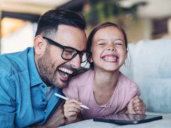 Τι παίζουμε με τα παιδιά στο σπίτι; Τα εκπαιδευτικά παιχνίδια που λατρεύουν οι δάσκαλοι!