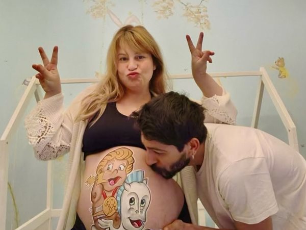 Βέρα Μακρομαρίδου: Έγινε μαμά κι έβγαλε τις πιο cute φωτογραφίες στο μαιευτήριο