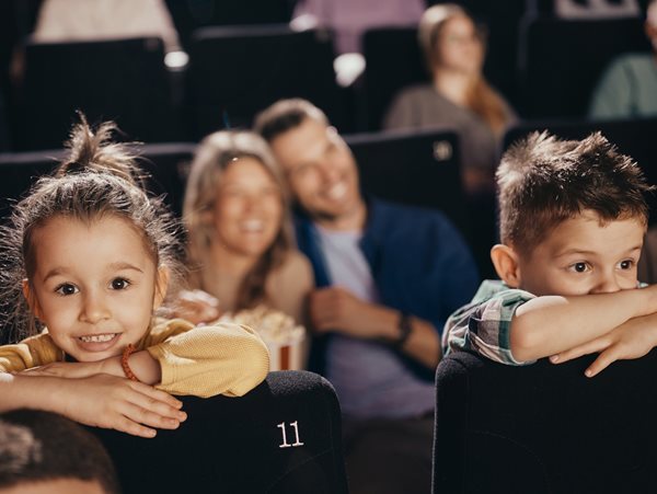 Θέατρο με τα παιδιά: Δεν είναι απλά διασκέδαση, είναι παιδεία