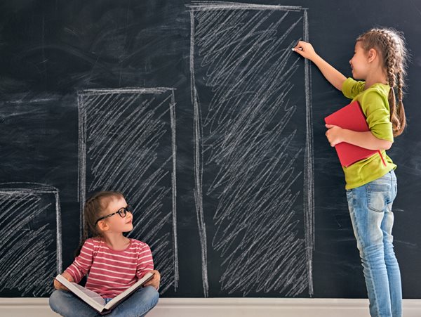 Στην επαρχία, η εκπαίδευση γίνεται εμπειρία: 5 Κέντρα Ξένων Γλωσσών που ξεχωρίζουν για τον τρόπο που μαθαίνουν τα παιδιά