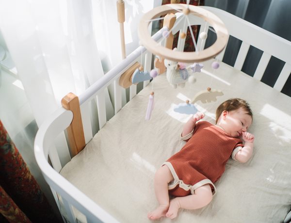 Baby naps: Γιατί δεν πρέπει να τα σταματήσεις (ακόμα)