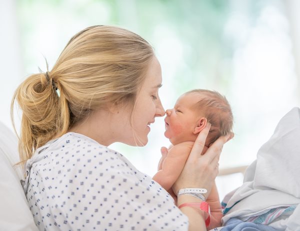 Τι διδάσκει ο τοκετός στις γυναίκες για την δύναμή τους