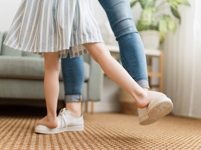 Ποιοτικός χρόνος σε 10 λεπτά: 10 ιδέες που ενισχύουν τη σύνδεση με τα παιδιά