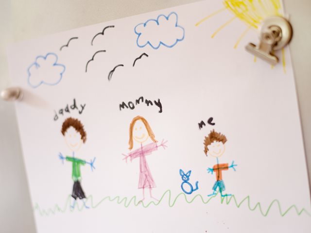 Γιατί δεν πρέπει να βάζεις μαγνητάκια στο ψυγείο;